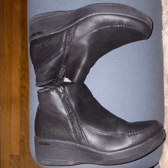 Skechers Women's, Pier-Lite - Natural Charm Boot Preowned Condition - Picture 2 of 7